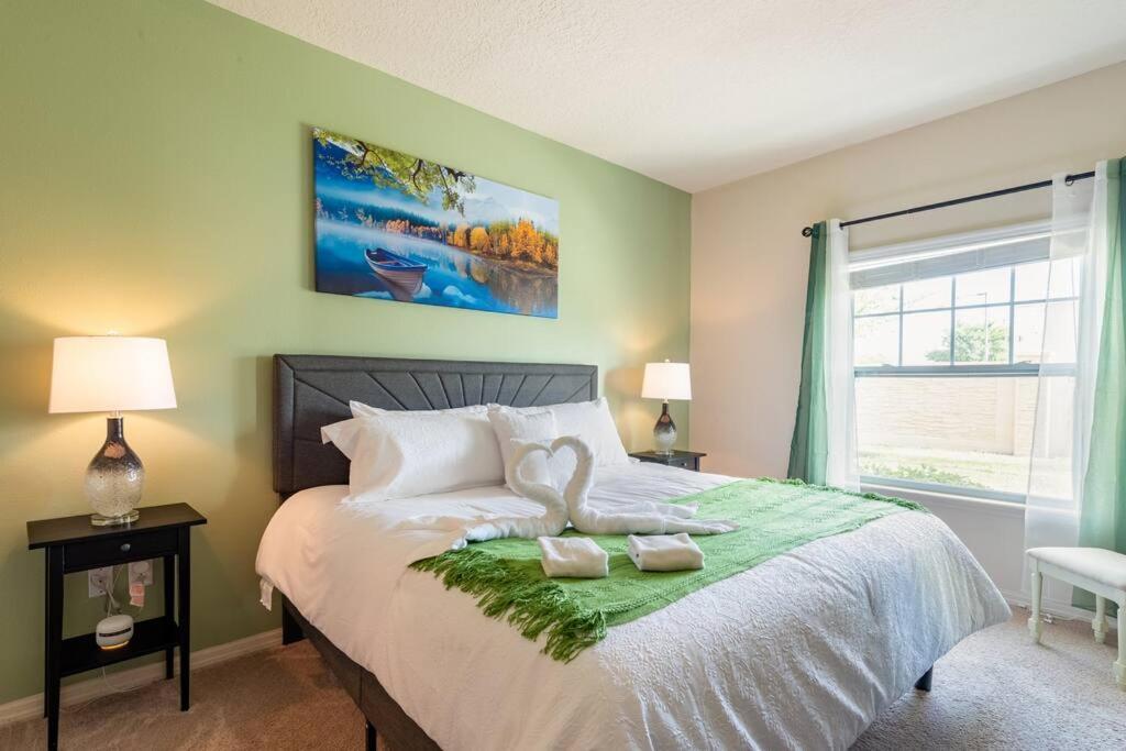 Super Comfy And Spacious 3 Bedroom 10 Minutes From Disney, With Major Shopping 4 Minutes Away 키시미 외부 사진