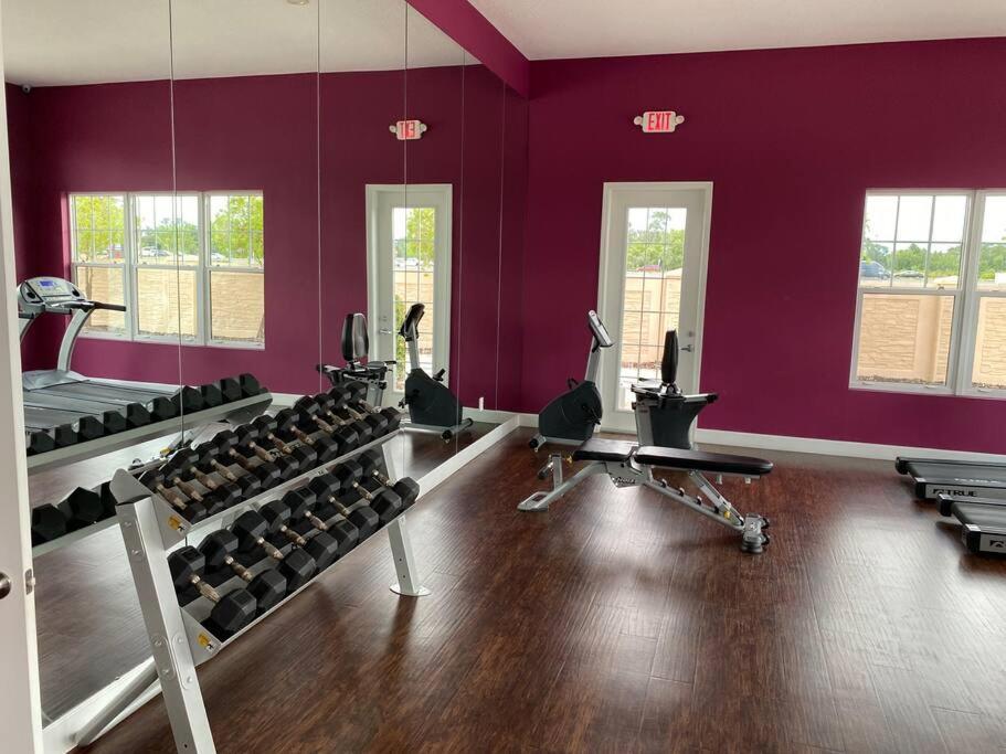 Super Comfy And Spacious 3 Bedroom 10 Minutes From Disney, With Major Shopping 4 Minutes Away 키시미 외부 사진