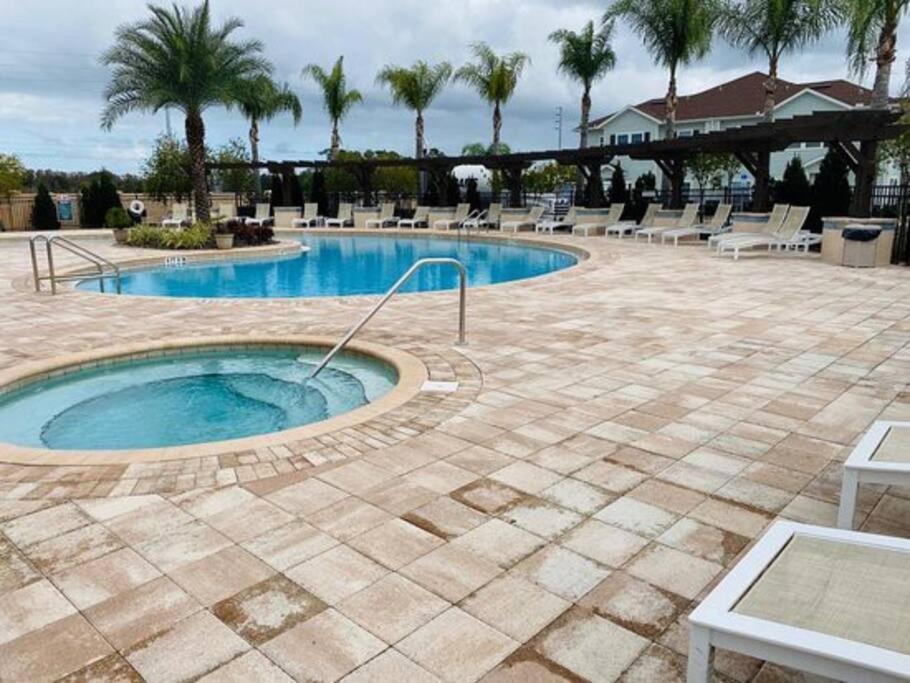 Super Comfy And Spacious 3 Bedroom 10 Minutes From Disney, With Major Shopping 4 Minutes Away 키시미 외부 사진