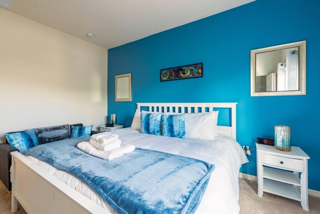 Super Comfy And Spacious 3 Bedroom 10 Minutes From Disney, With Major Shopping 4 Minutes Away 키시미 외부 사진