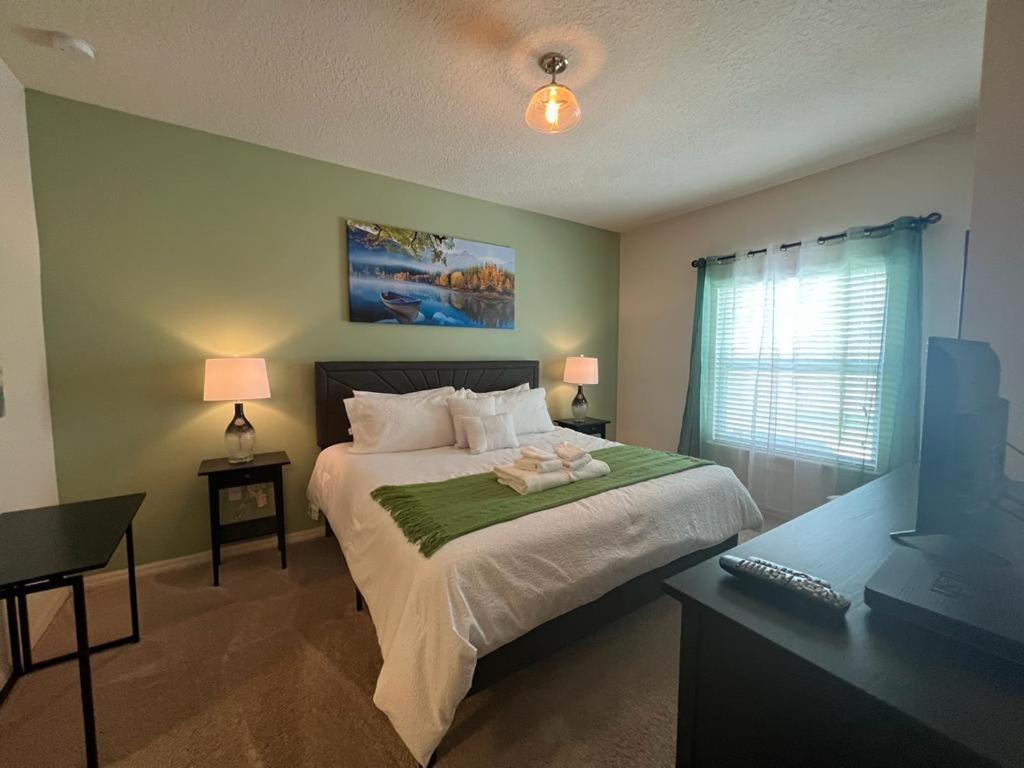 Super Comfy And Spacious 3 Bedroom 10 Minutes From Disney, With Major Shopping 4 Minutes Away 키시미 외부 사진